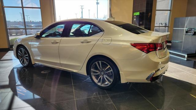 Photo of 2019 Platinum White Pearl Acura TLX