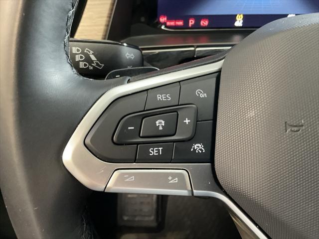 Photo of 2024 Platinum Gray Metallic Volkswagen Atlas