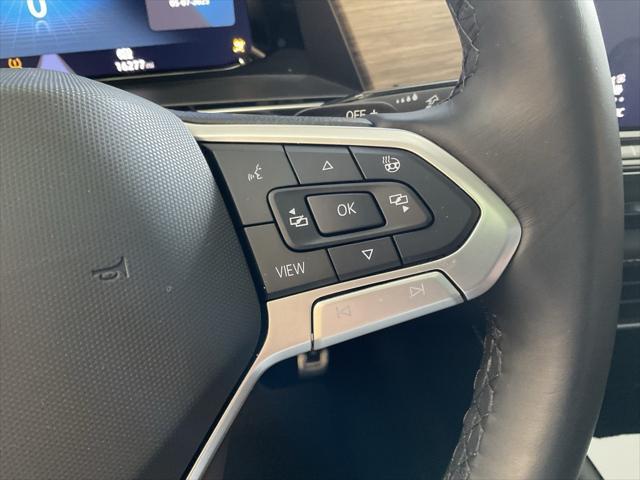 Photo of 2024 Platinum Gray Metallic Volkswagen Atlas