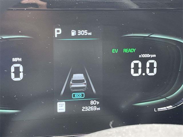 Photo of 2023 Snow White Pearl Kia Sportage Hybrid