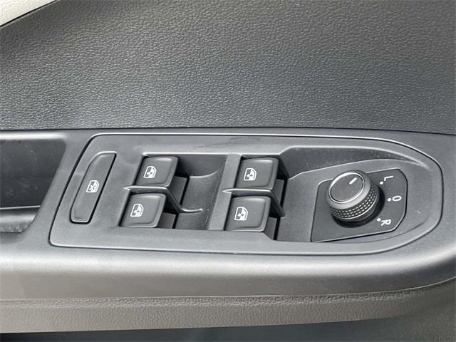 Photo of 2025 Monterey Blue Pearl Volkswagen Taos
