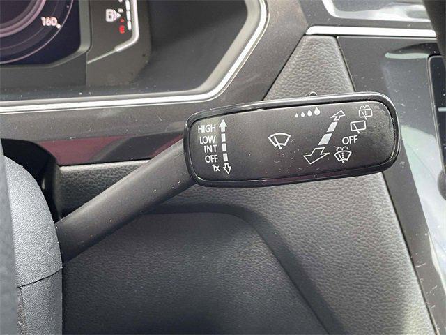 Photo of 2021 Pure White Volkswagen Tiguan