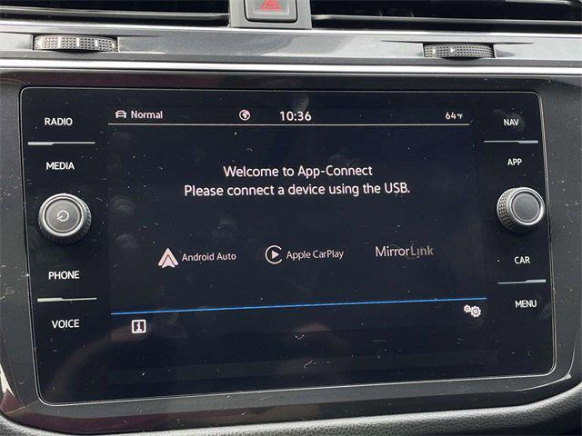 Photo of 2021 Pure White Volkswagen Tiguan
