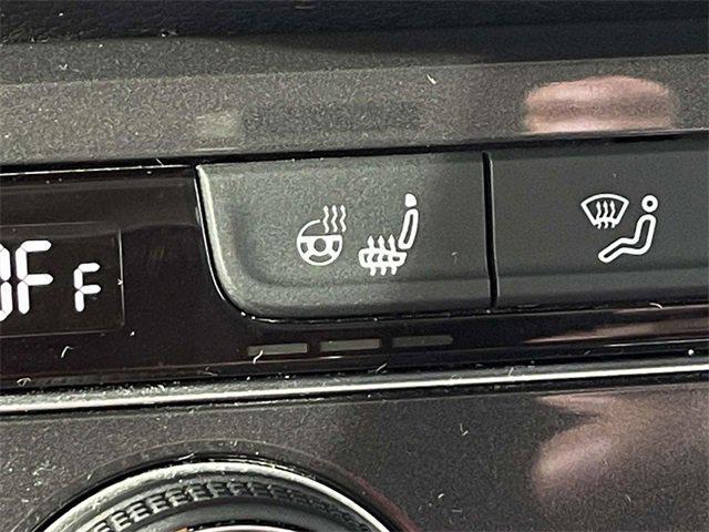 Photo of 2021 Pure White Volkswagen Tiguan