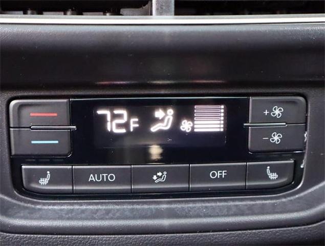 Photo of 2025 Opal White Pearl Volkswagen Atlas