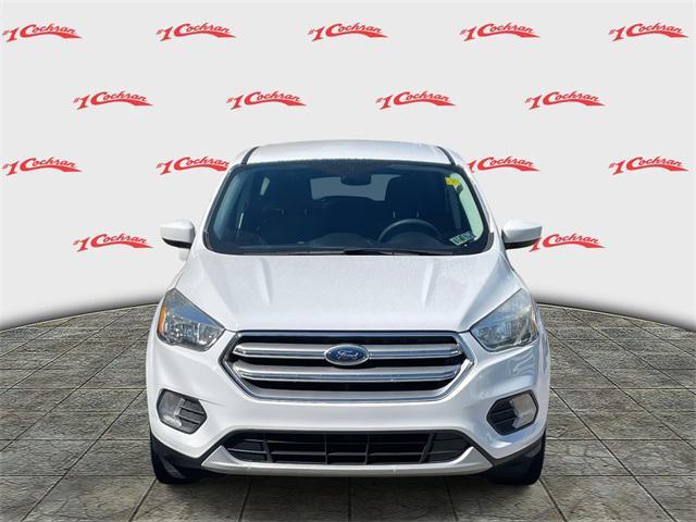 Photo of 2017 White Ford Escape