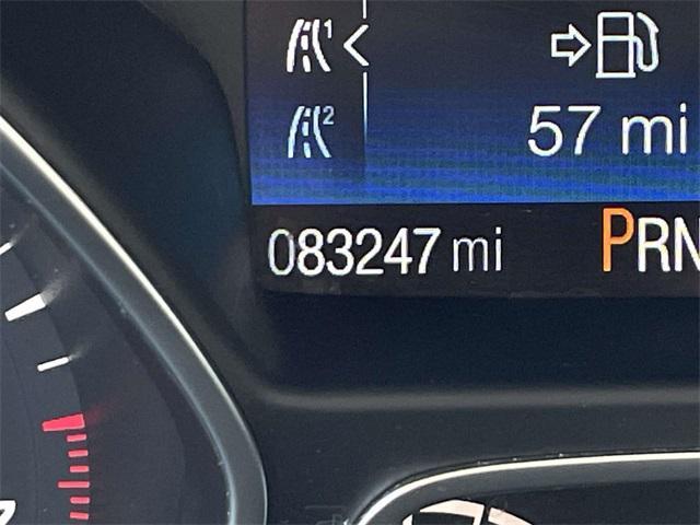 Photo of 2017 White Ford Escape