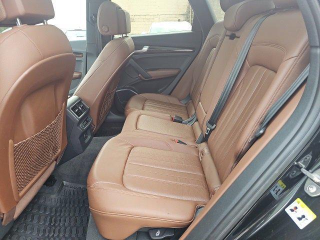 Photo of 2018 Black Metallic Audi Q5