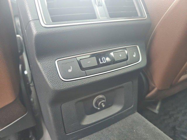 Photo of 2018 Black Metallic Audi Q5