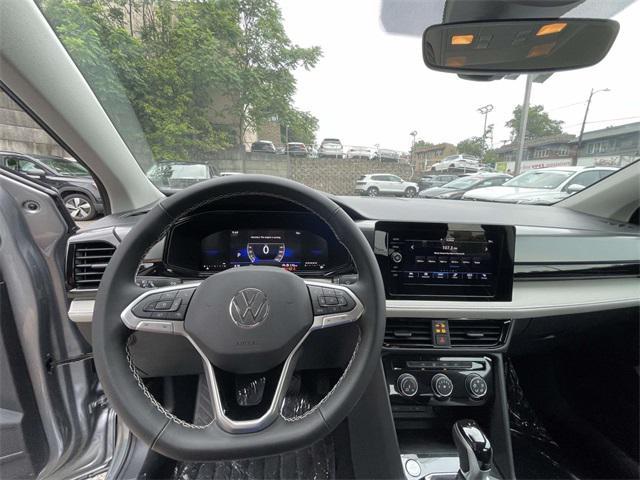 Photo of 2025 Pyrite Silver Metallic Volkswagen Taos