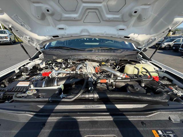 Photo of 2023 Oxford White Ford F-350