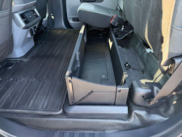 Photo of 2023 Oxford White Ford F-350