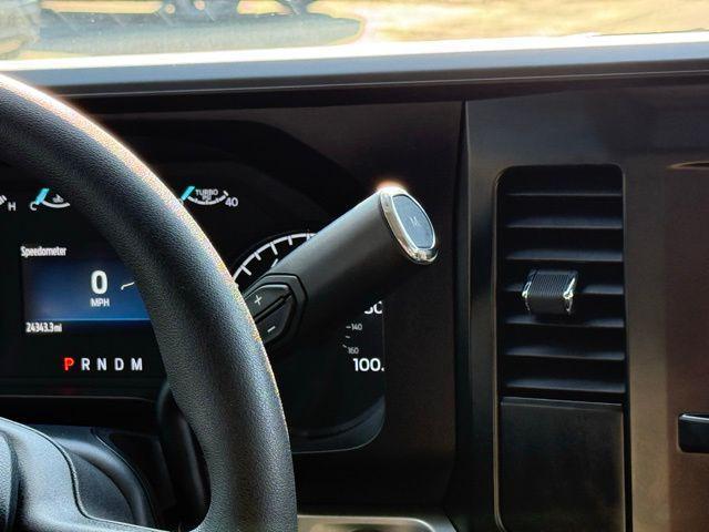 Photo of 2023 Oxford White Ford F-350