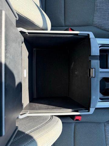 Photo of 2023 Oxford White Ford F-350