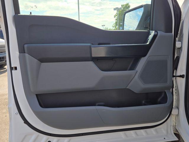 Photo of 2021 Oxford White Ford F-150