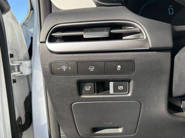 Photo of 2023 Hyper White Hyundai PALISADE