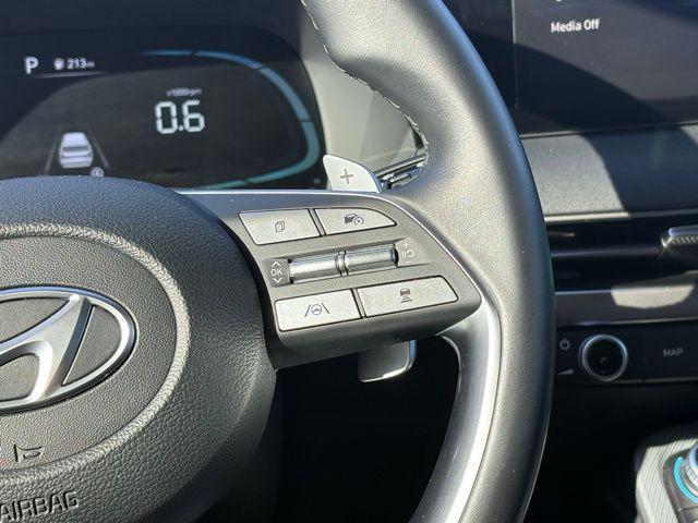 Photo of 2023 Hyper White Hyundai PALISADE