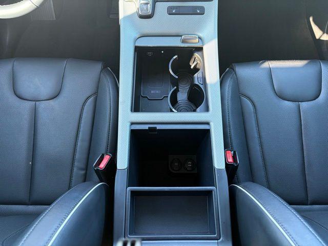 Photo of 2023 Hyper White Hyundai PALISADE