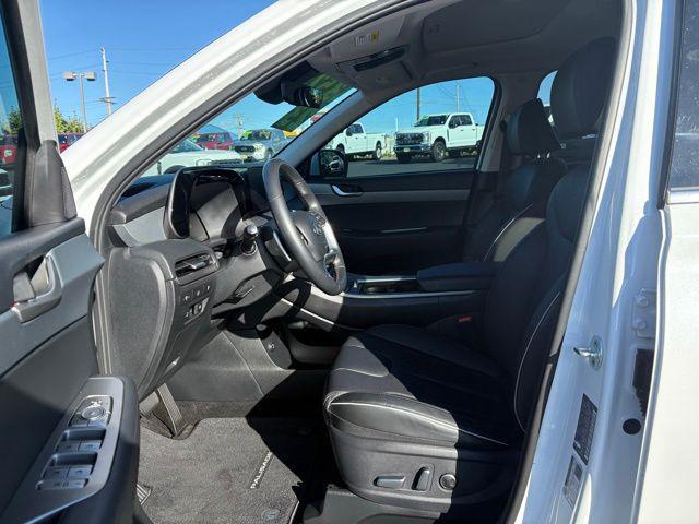 Photo of 2023 Hyper White Hyundai PALISADE