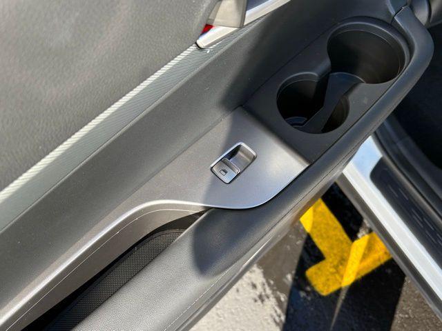 Photo of 2023 Hyper White Hyundai PALISADE