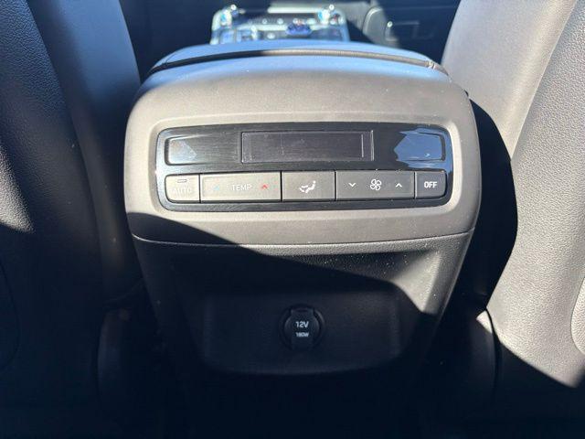 Photo of 2023 Hyper White Hyundai PALISADE