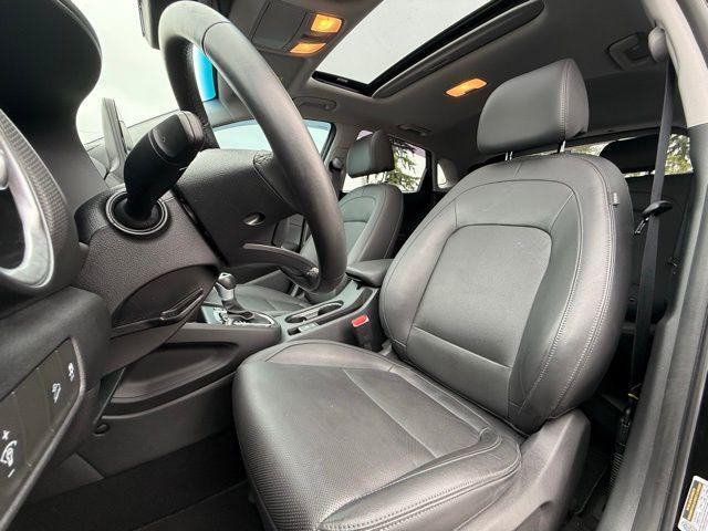 Photo of 2023 Ultra Black Pearl Hyundai KONA