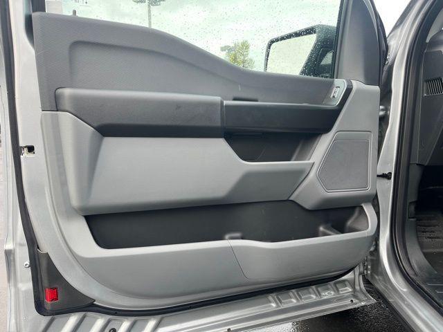 Photo of 2025 Iconic Silver Metallic Ford F-150