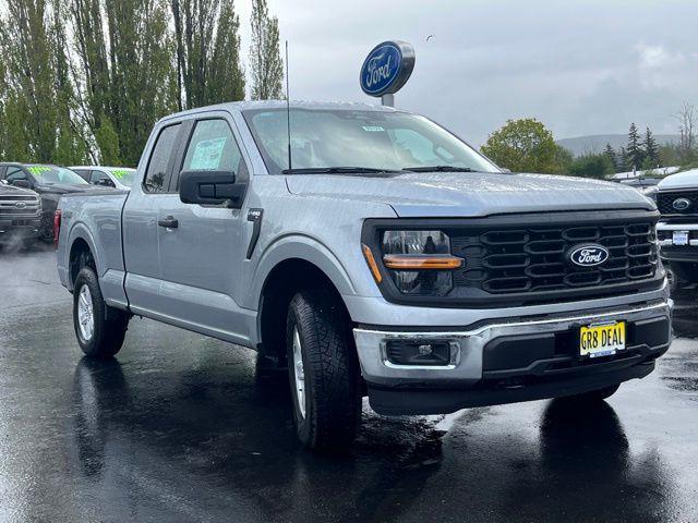 Photo of 2025 Iconic Silver Metallic Ford F-150