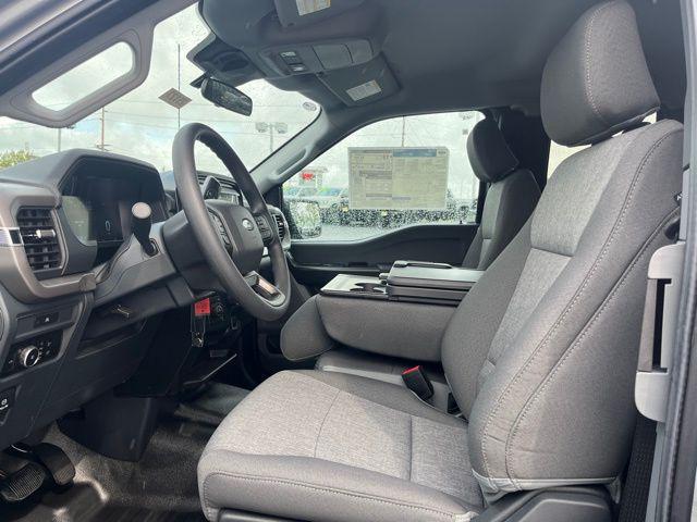 Photo of 2025 Iconic Silver Metallic Ford F-150