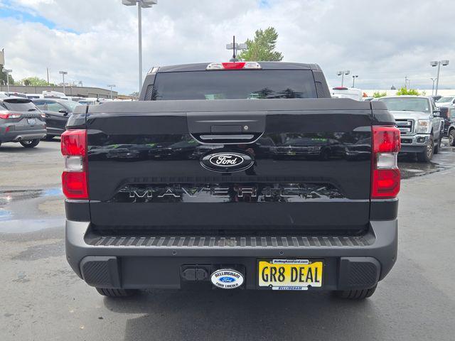 Photo of 2025 Shadow Black Ford Maverick