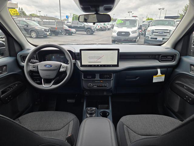 Photo of 2025 Shadow Black Ford Maverick