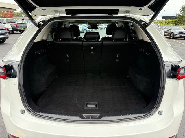 Photo of 2022 Snowflake White Pearl Mica Mazda CX-5
