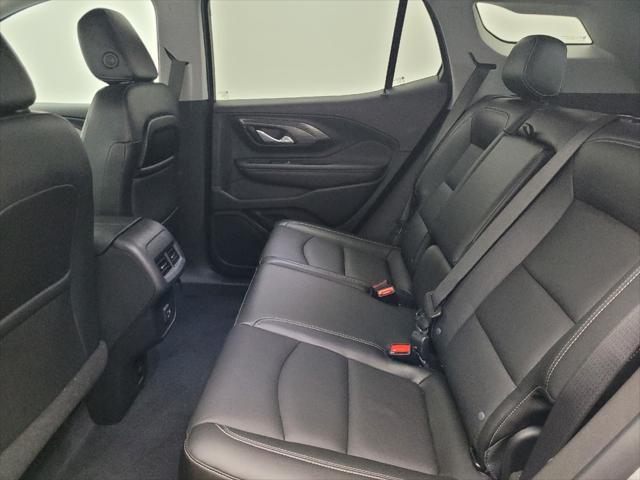 Photo of 2022 Quicksilver Metallic GMC Terrain