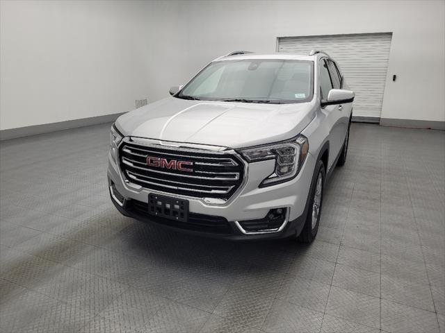 Photo of 2022 Quicksilver Metallic GMC Terrain