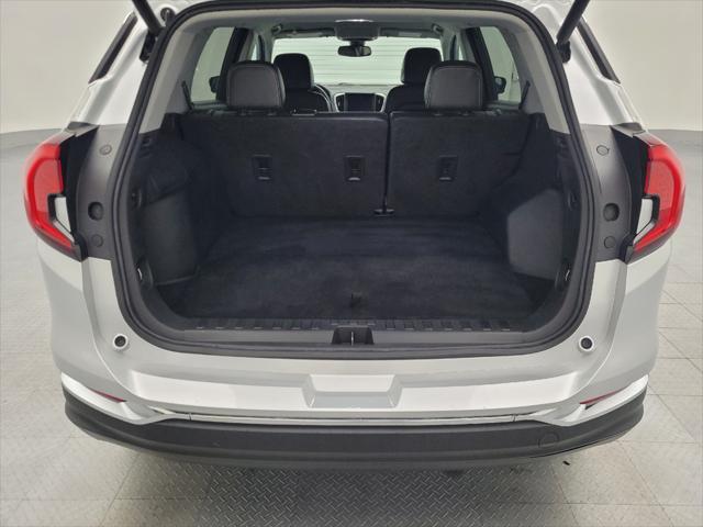 Photo of 2022 Quicksilver Metallic GMC Terrain