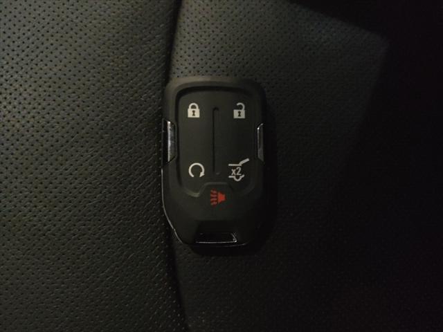 Photo of 2022 Quicksilver Metallic GMC Terrain