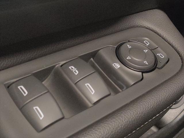 Photo of 2022 Quicksilver Metallic GMC Terrain