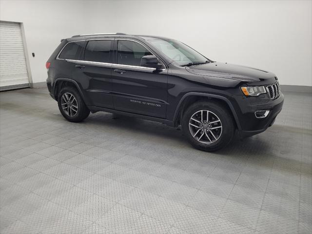 Photo of 2019 Diamond Black Crystal Pearlcoat Jeep Grand Cherokee