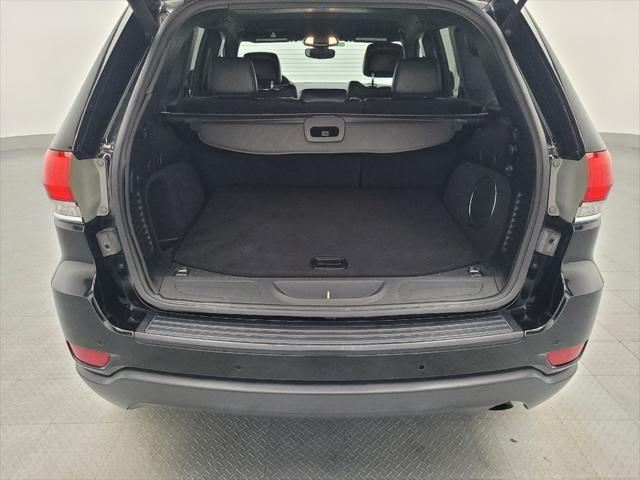 Photo of 2019 Diamond Black Crystal Pearlcoat Jeep Grand Cherokee