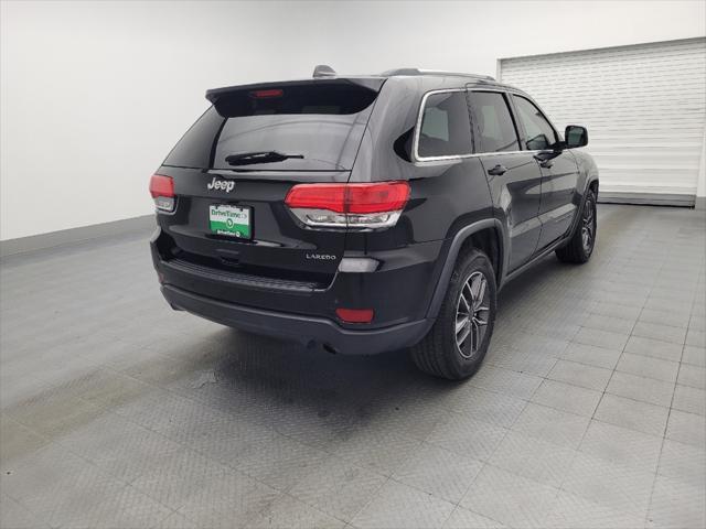 Photo of 2019 Diamond Black Crystal Pearlcoat Jeep Grand Cherokee