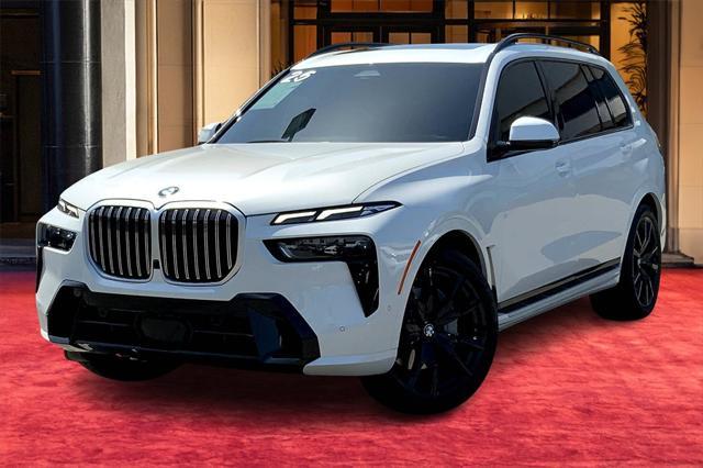 2025 BMW X7