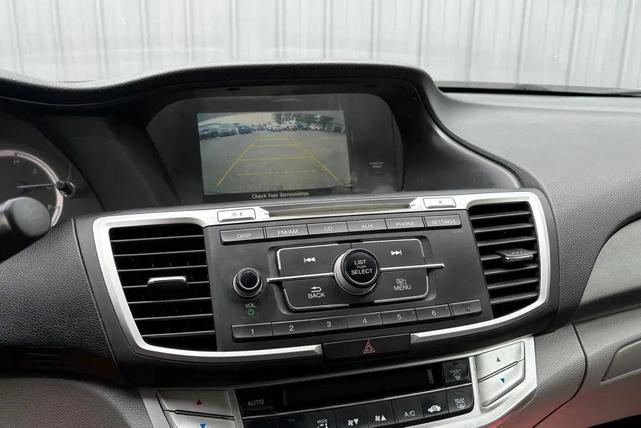 Photo of 2014 Modern Steel Metallic Honda Accord