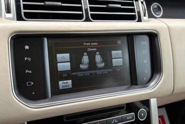 Photo of 2016 White Land Rover Range Rover