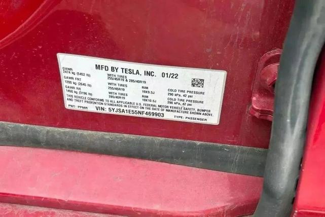 Photo of 2022 Red Multi-Coat Tesla Model S