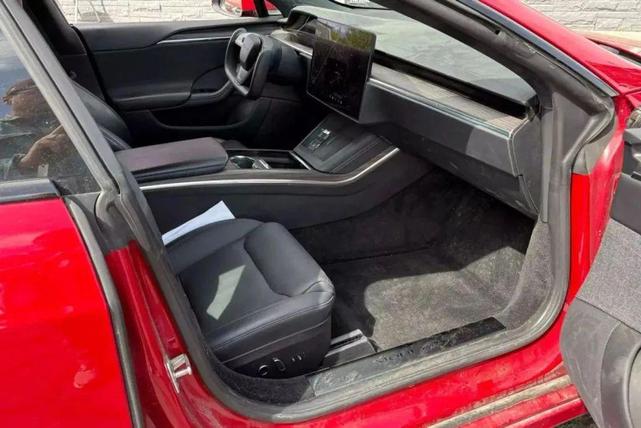 Photo of 2022 Red Multi-Coat Tesla Model S