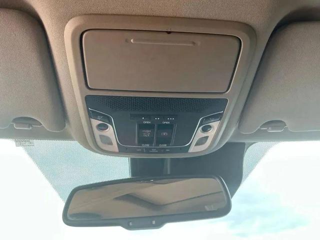 Photo of 2016 Burgundy Night Pearl Honda Pilot