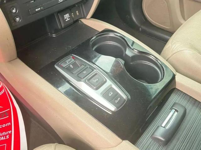 Photo of 2016 Burgundy Night Pearl Honda Pilot