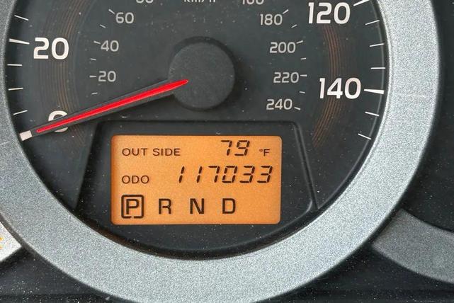 Photo of 2007 White/Black Cherry Pearl Toyota RAV4