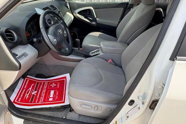 Photo of 2007 White/Black Cherry Pearl Toyota RAV4
