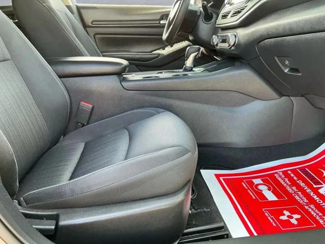 Photo of 2021 Gun Metallic Nissan Altima